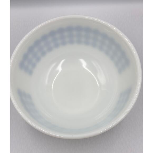 Vintage PYREX 403 Blue Polka Dot White Glass Mixing Bowl 2-1/2 Qt - Picture 2 of 10